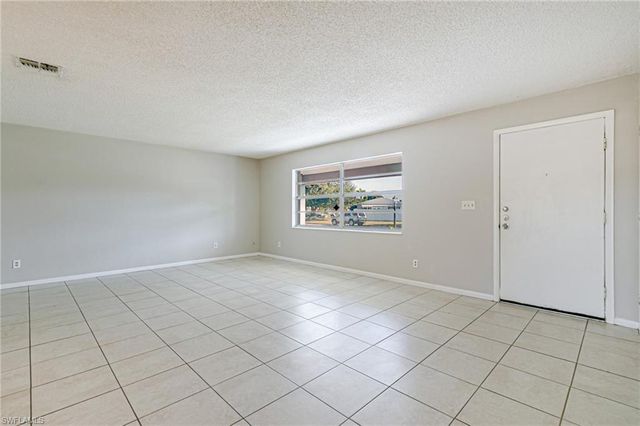 228 Highview AVE, Lehigh Acres, FL 33936