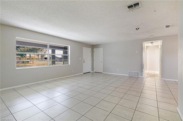 228 Highview AVE, Lehigh Acres, FL 33936