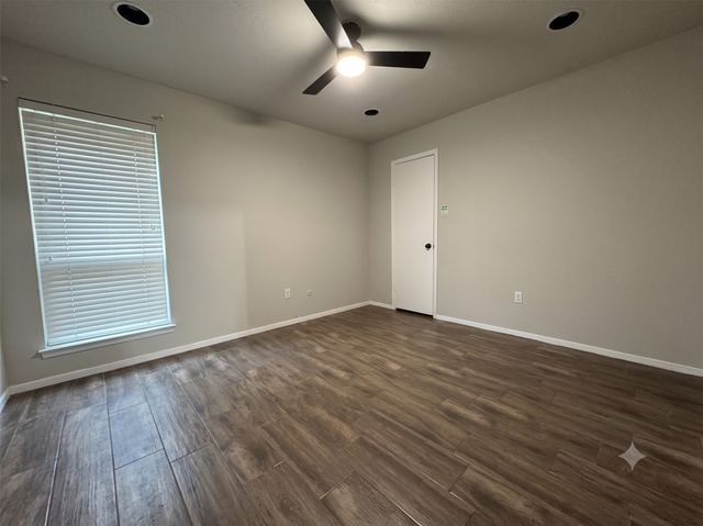 3302 Tranquility Drive, Arlington, TX 76016