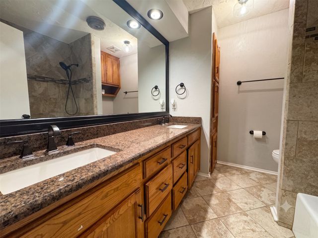 3302 Tranquility Drive, Arlington, TX 76016