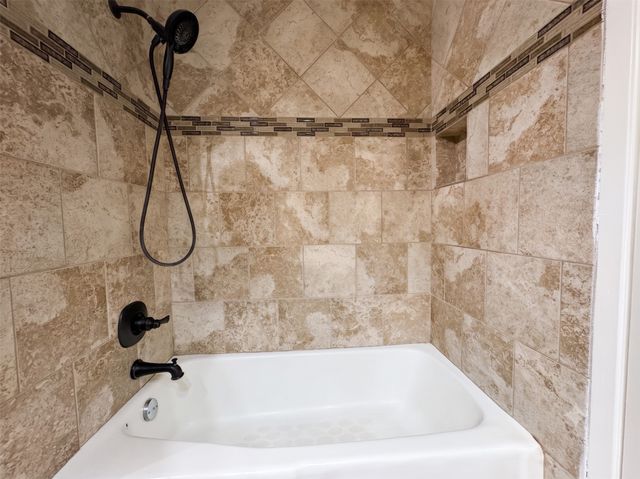 3302 Tranquility Drive, Arlington, TX 76016
