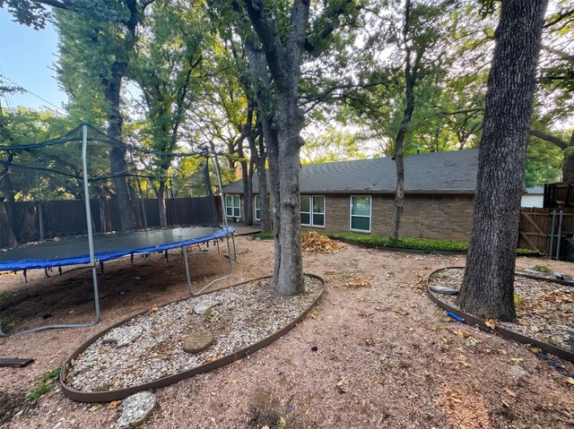 3302 Tranquility Drive, Arlington, TX 76016