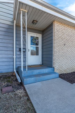 1222 7th Avenue Court, Silvis, IL 61282