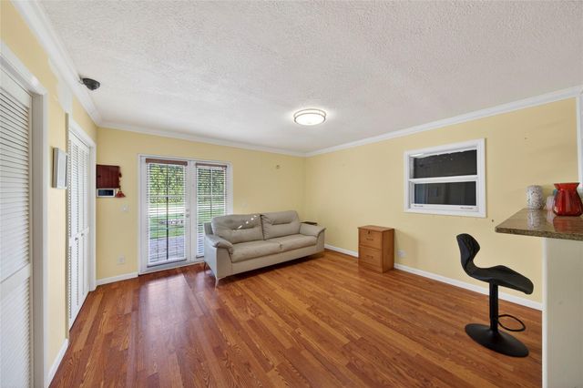 6852 Skyline Drive, Delray Beach, FL 33446