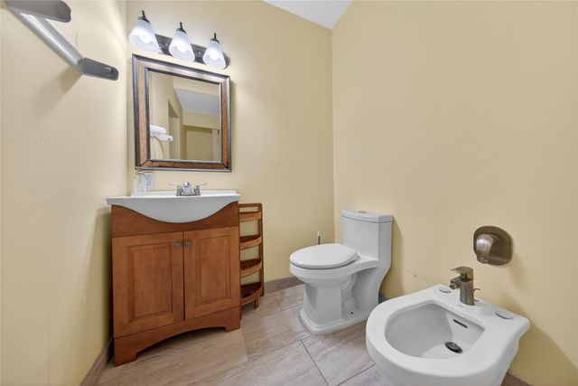 6852 Skyline Drive, Delray Beach, FL 33446