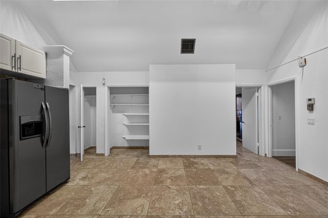 6852 Skyline Drive, Delray Beach, FL 33446