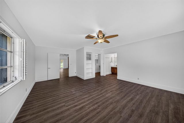 6852 Skyline Drive, Delray Beach, FL 33446