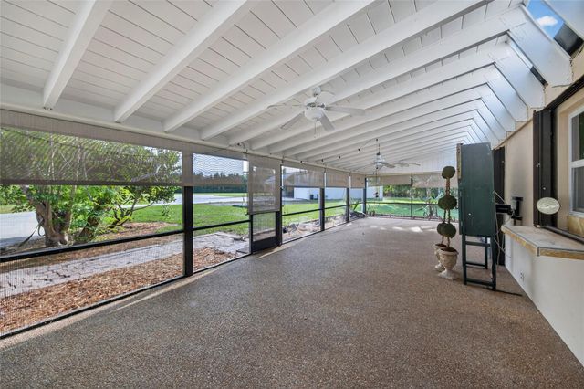 6852 Skyline Drive, Delray Beach, FL 33446