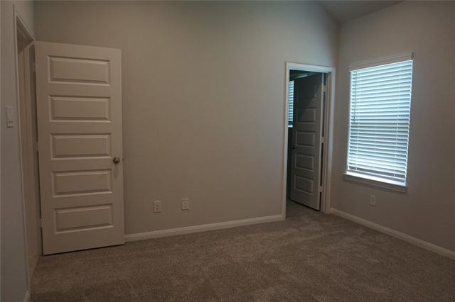 11872 East Gate Drive, Willis, TX 77318