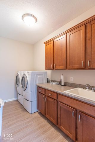 3391 Lukes Way, Greenwood, IN 46143