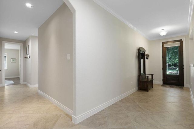 266 Overland Trace, Montgomery, TX 77316