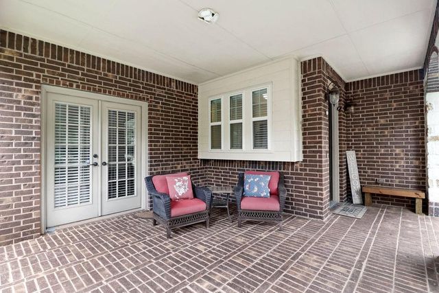 266 Overland Trace, Montgomery, TX 77316