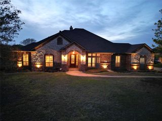 13111 Saint Orlin Way, Talty, TX 75126