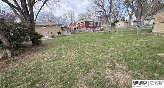 1805 W Madison Avenue, Norfolk, NE 68701