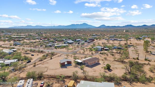 8925 S Comanche Road, Tucson, AZ 85735