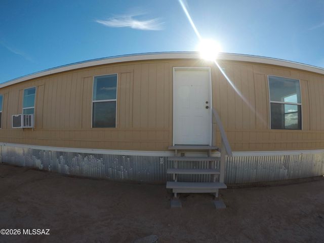 8925 S Comanche Road, Tucson, AZ 85735