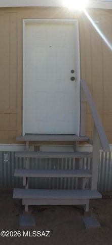 8925 S Comanche Road, Tucson, AZ 85735