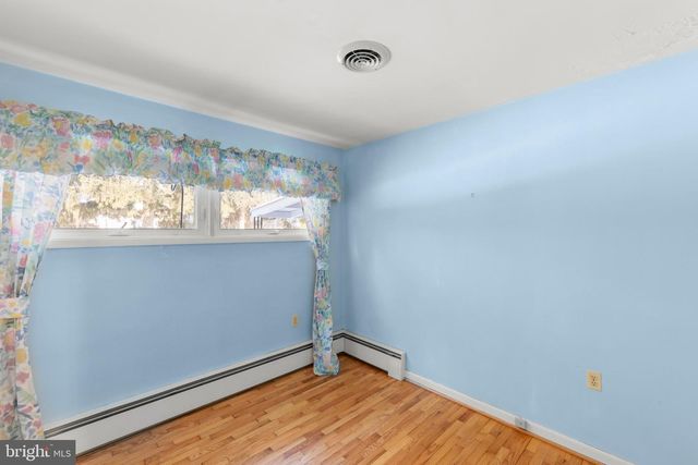 307 FOX DR, Winchester, VA 22601