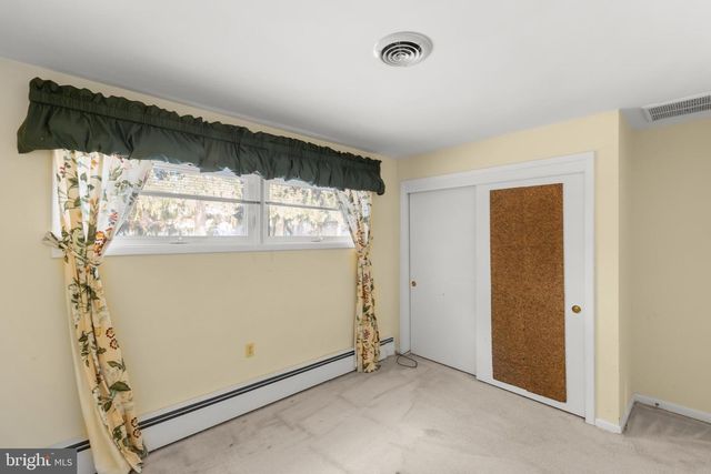 307 FOX DR, Winchester, VA 22601