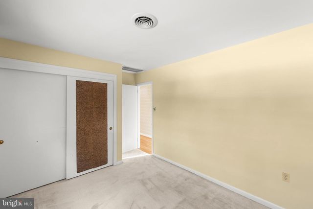 307 FOX DR, Winchester, VA 22601