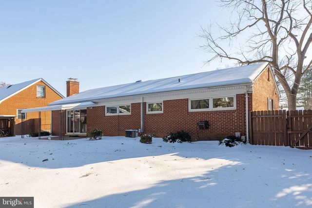 307 FOX DR, Winchester, VA 22601