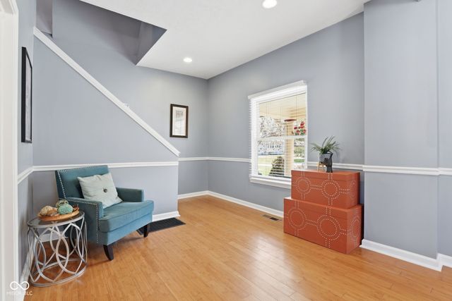 5858 Dewey Avenue, Indianapolis, IN 46219