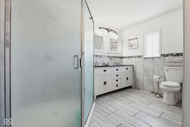 5858 Dewey Avenue, Indianapolis, IN 46219