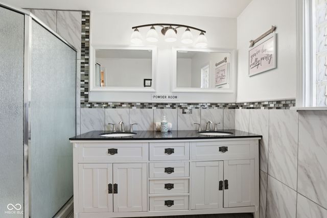 5858 Dewey Avenue, Indianapolis, IN 46219