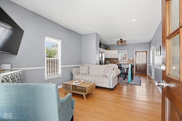 5858 Dewey Avenue, Indianapolis, IN 46219