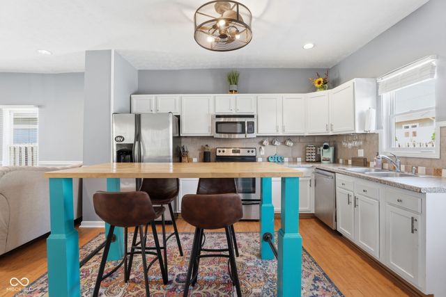 5858 Dewey Avenue, Indianapolis, IN 46219