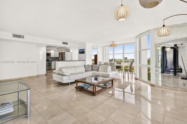 1901 Brickell Avenue B1109, Miami, FL 33129