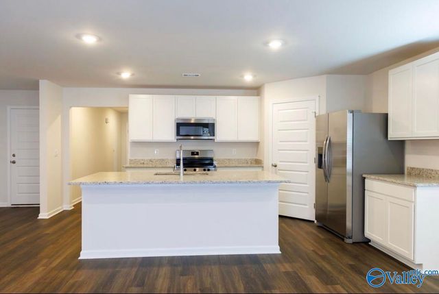 398 Jackson Point Circle A, Huntsville, AL 35811