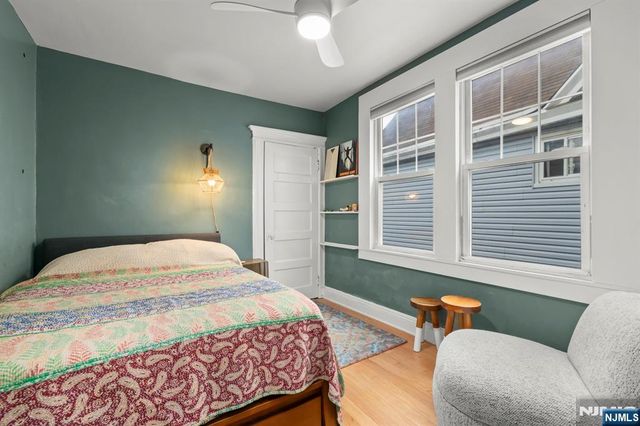 370 Undercliff Avenue, Edgewater, NJ 07020