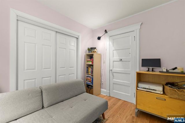 370 Undercliff Avenue, Edgewater, NJ 07020