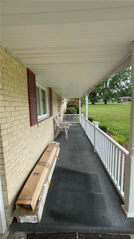 107 Mapeat Ln, Union Twp, PA 16101