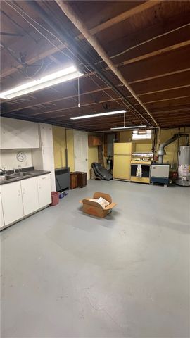 107 Mapeat Ln, Union Twp, PA 16101
