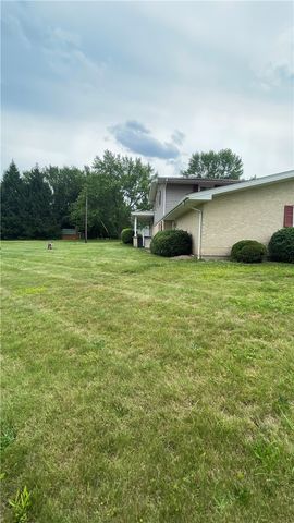107 Mapeat Ln, Union Twp, PA 16101