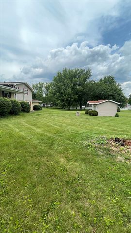 107 Mapeat Ln, Union Twp, PA 16101