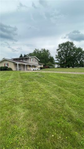 107 Mapeat Ln, Union Twp, PA 16101
