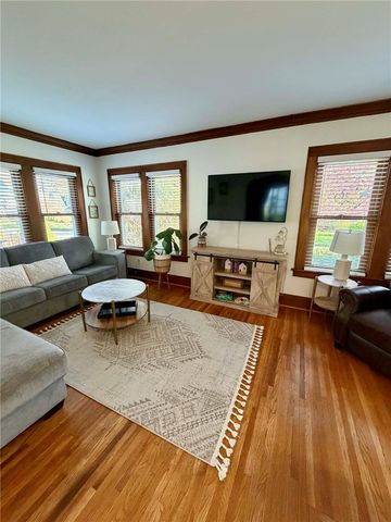 70 Dalkeith Road, Rochester, NY 14609
