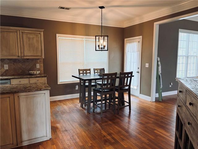 7106 Golfside Drive SE, Covington, GA 30014