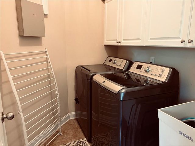 7106 Golfside Drive SE, Covington, GA 30014