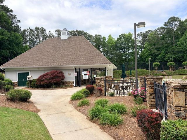 7106 Golfside Drive SE, Covington, GA 30014