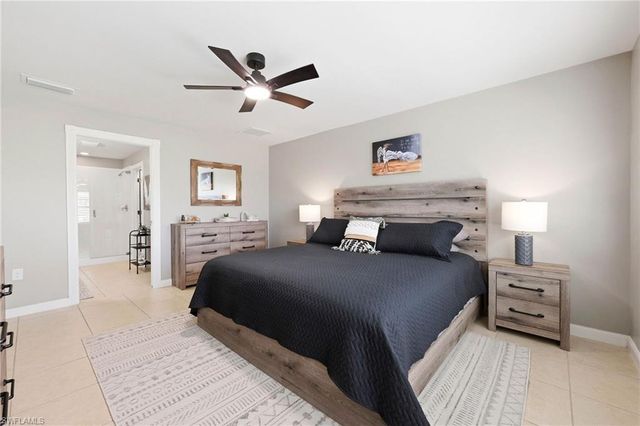 8612 Genova CT, Naples, FL 34114