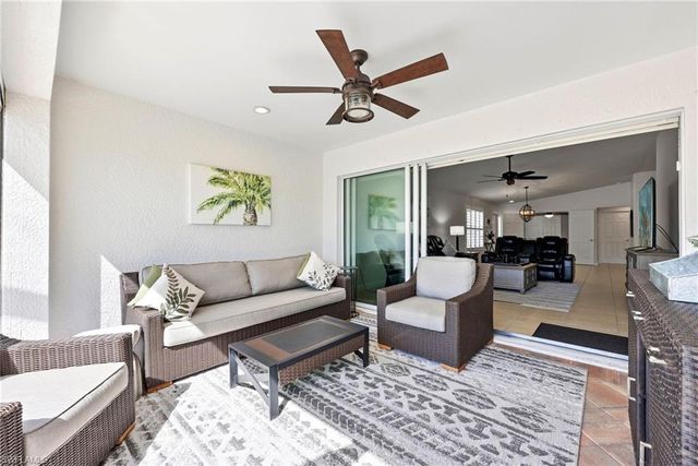 8612 Genova CT, Naples, FL 34114