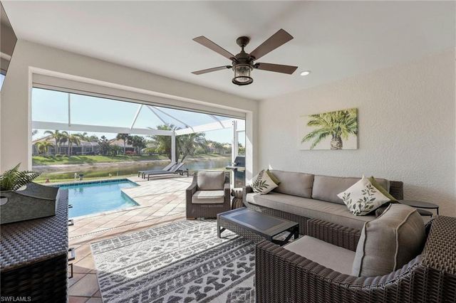 8612 Genova CT, Naples, FL 34114