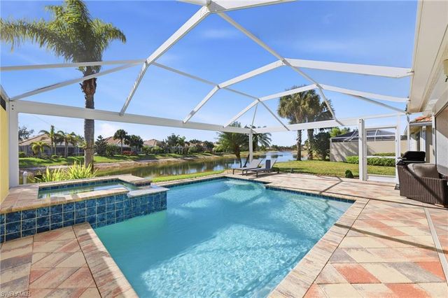 8612 Genova CT, Naples, FL 34114