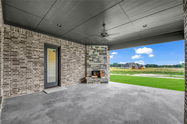 115 Turtle Back Ridge, Decatur, TX 76234