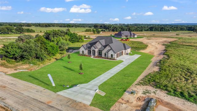 115 Turtle Back Ridge, Decatur, TX 76234