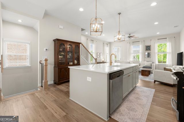 150 Harlow Circle, Roswell, GA 30076